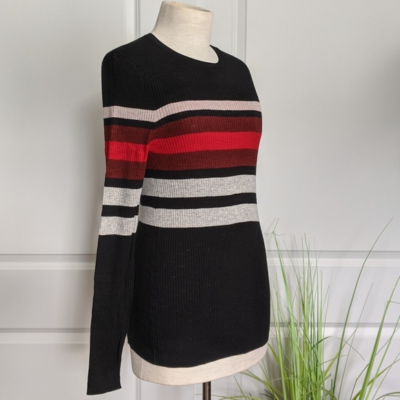 360 Sweater Knit Crew Neck Long Sleeve Striped Fitted Black Red White M NWT - Picture 4 of 12
